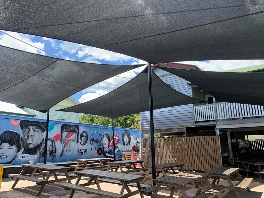 OUTDOOR SEATING AREAS